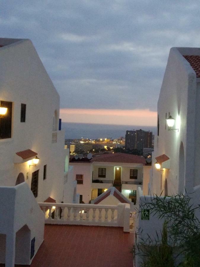 ארונה Los Cristianos Studio, Modern, Spacious, Pool,Wifi מראה חיצוני תמונה