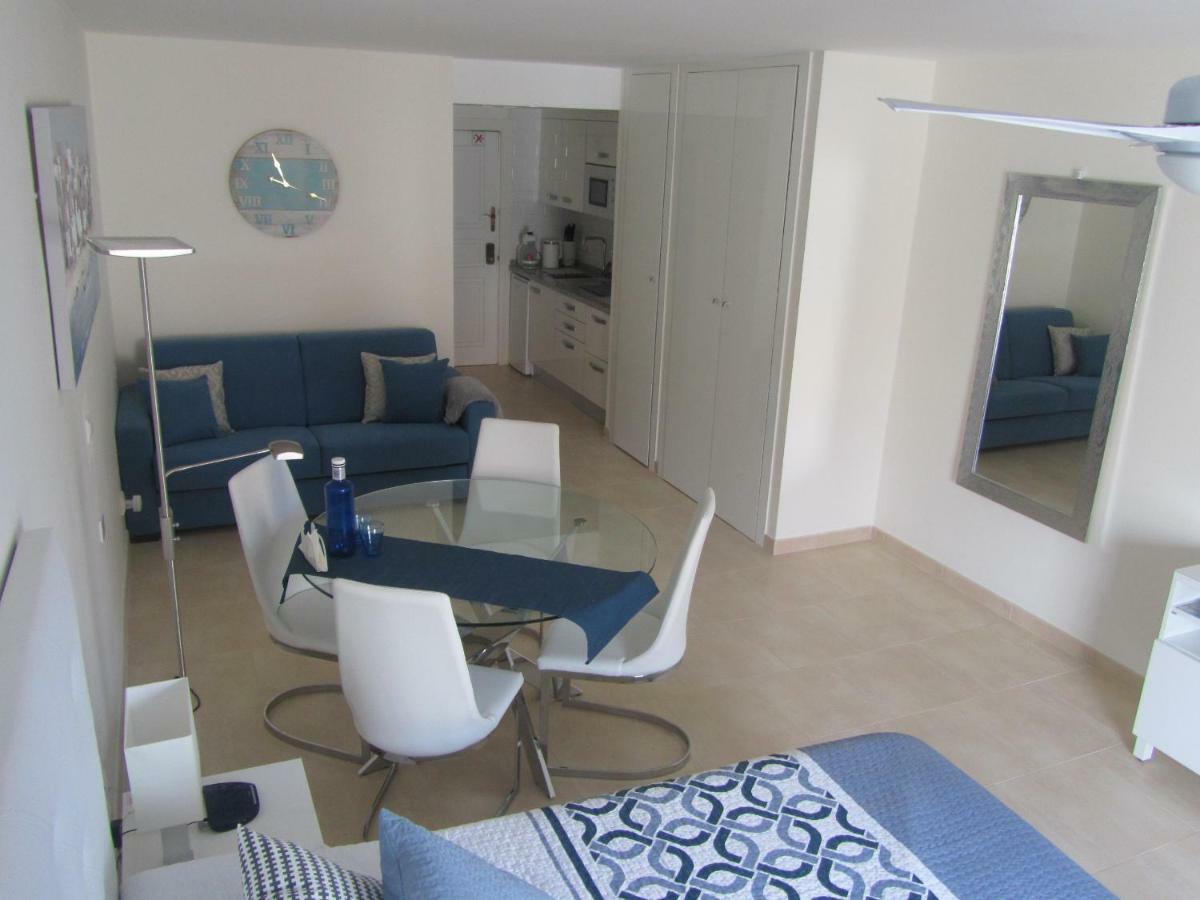 ארונה Los Cristianos Studio, Modern, Spacious, Pool,Wifi מראה חיצוני תמונה