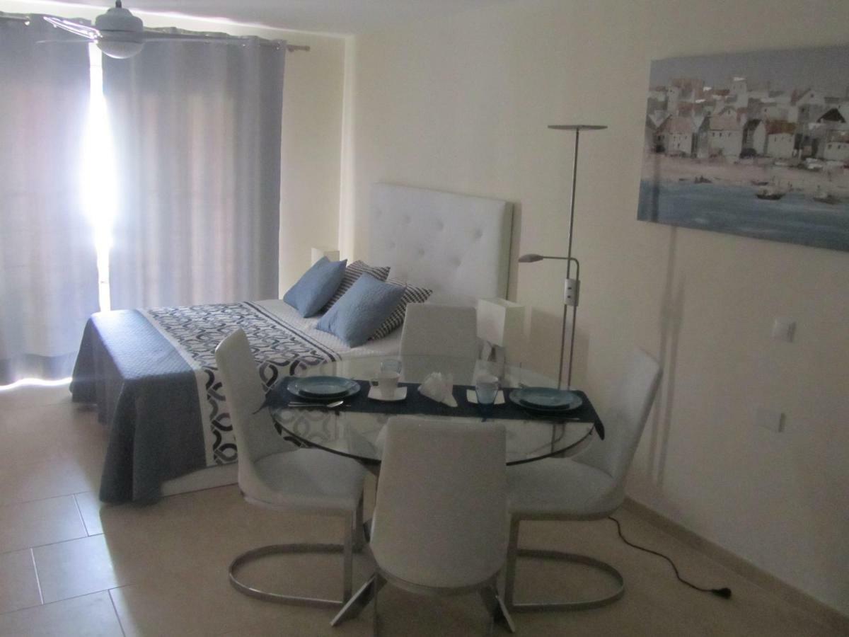 ארונה Los Cristianos Studio, Modern, Spacious, Pool,Wifi מראה חיצוני תמונה
